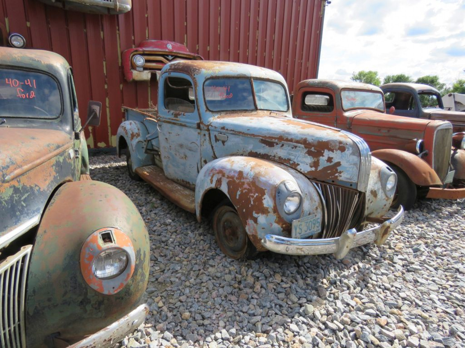 1940/1 Ford 1/2 ton Pickup - Image 3