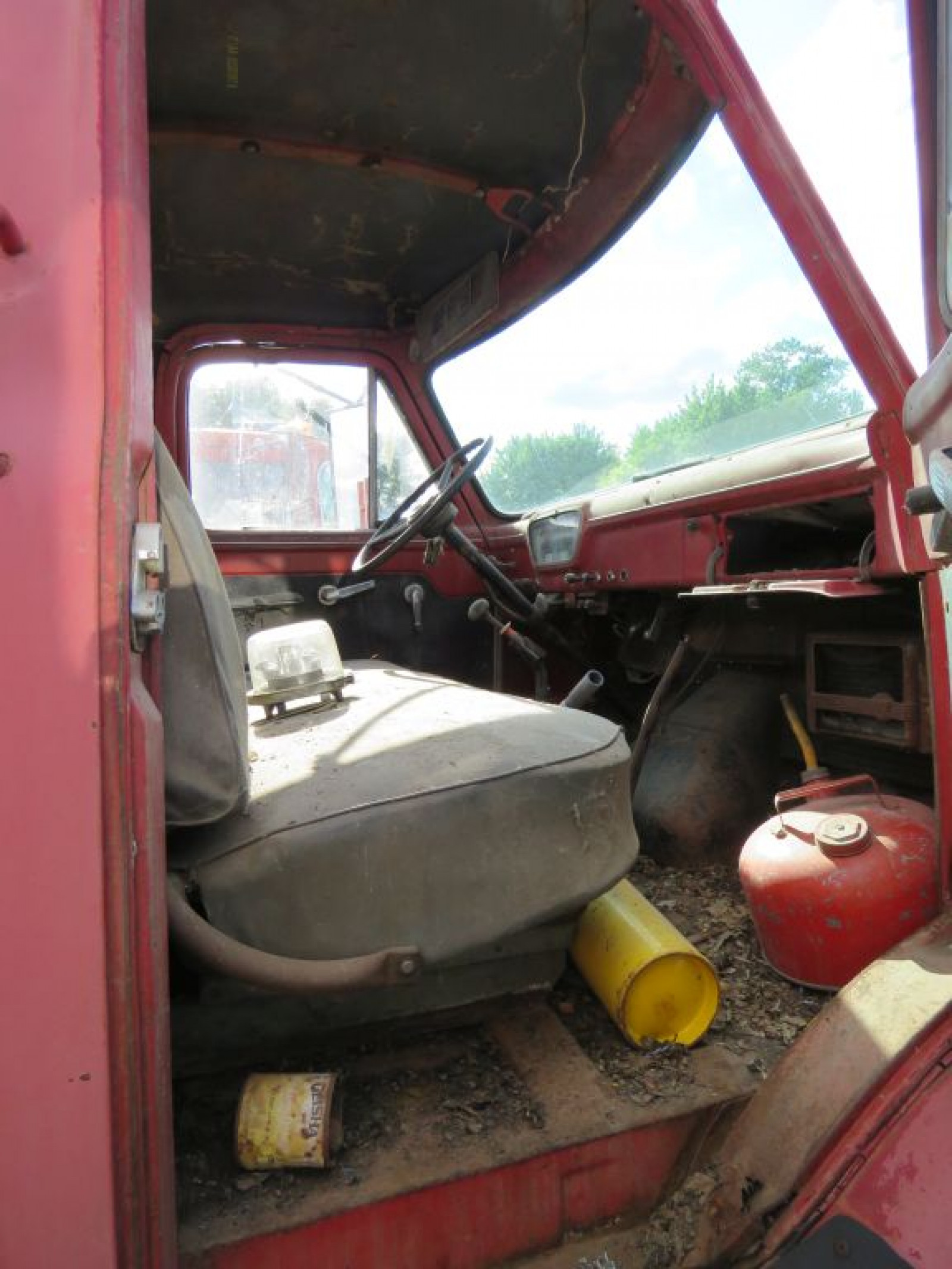 1955 Ford C600 COE Truck - Image 4