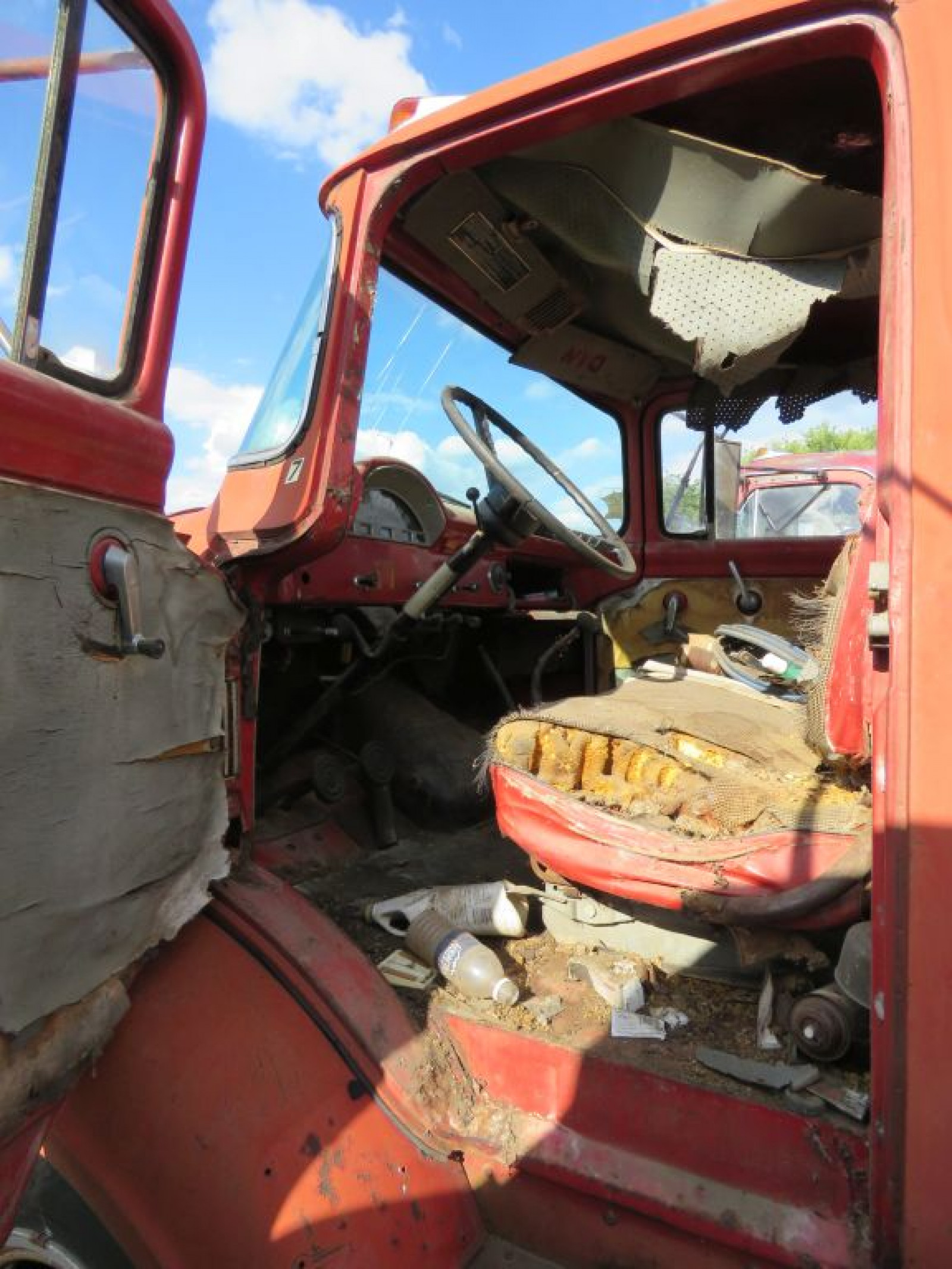 1956 Ford C600 Truck - Image 7