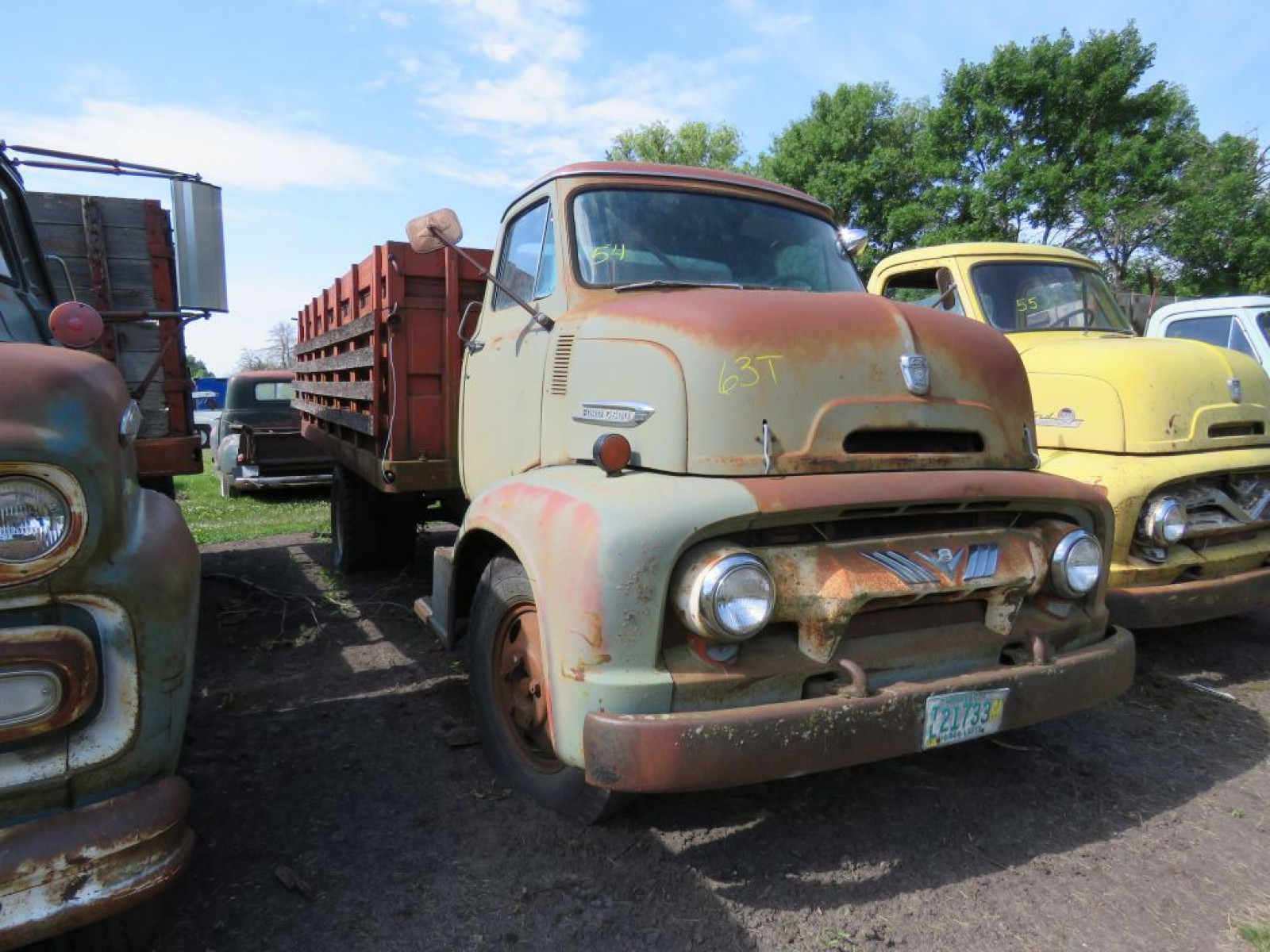 1954 Ford C600 COE Truck - Image 1