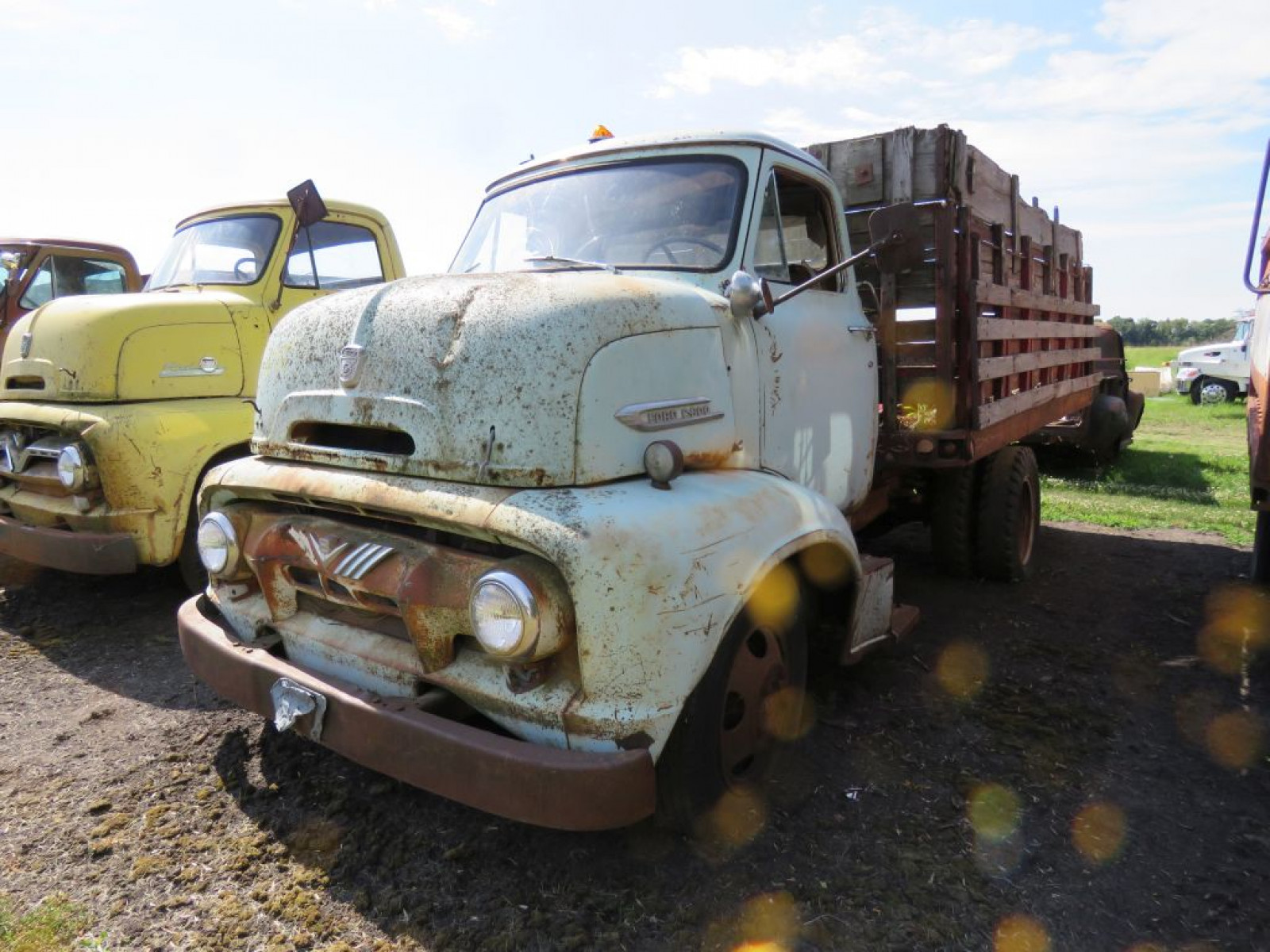 1954 Ford C600 COE Truck - Image 3