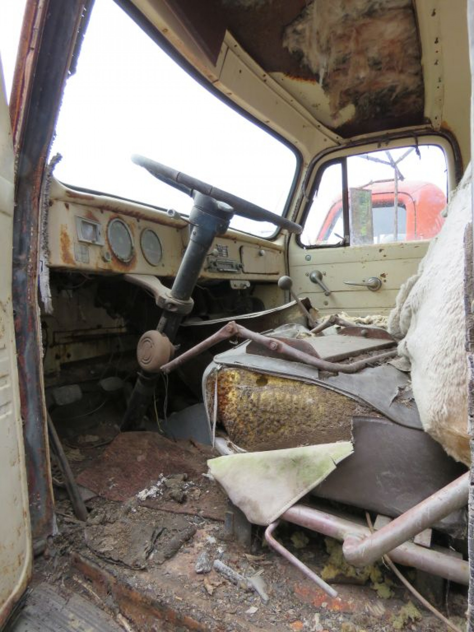 1952 International COE Truck - Image 7