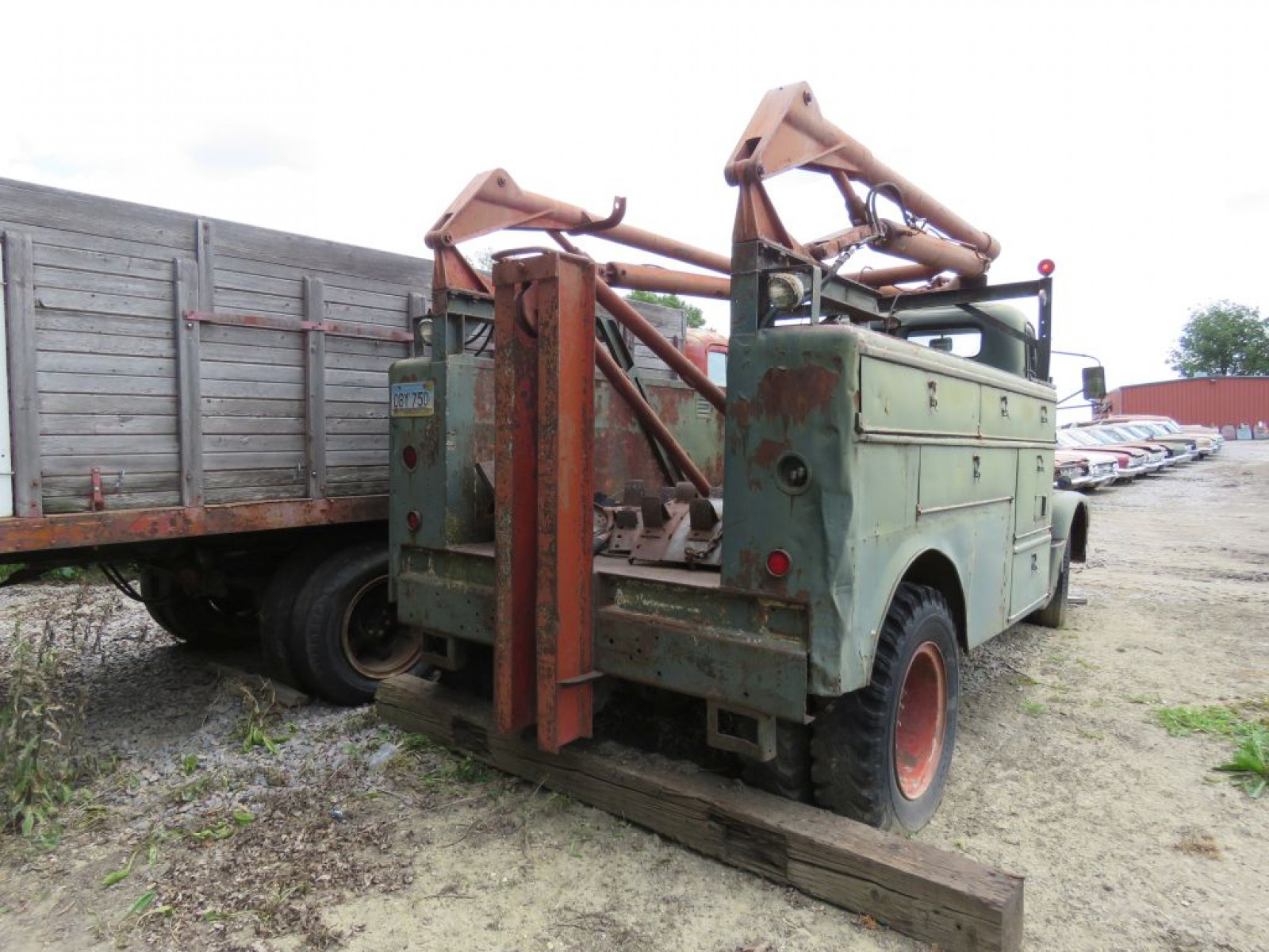 1953 International R180 COE Truck - Image 3