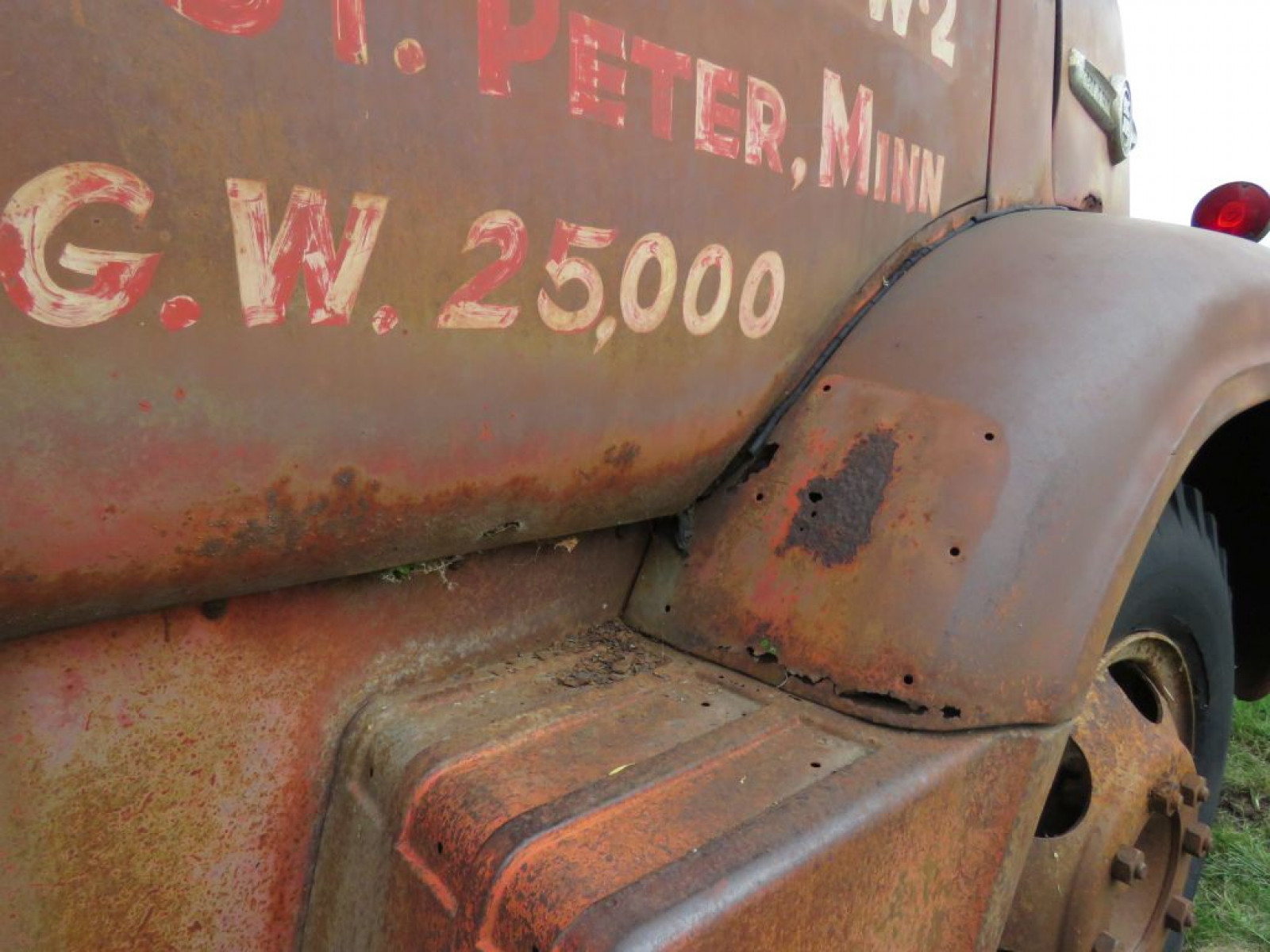 1954 Ford C750 Big Rob COE Truck - Image 9