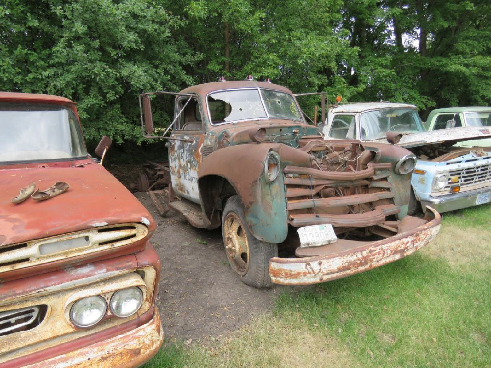 1950 Chevrolet Truck with 5 Window Cab - Image 2