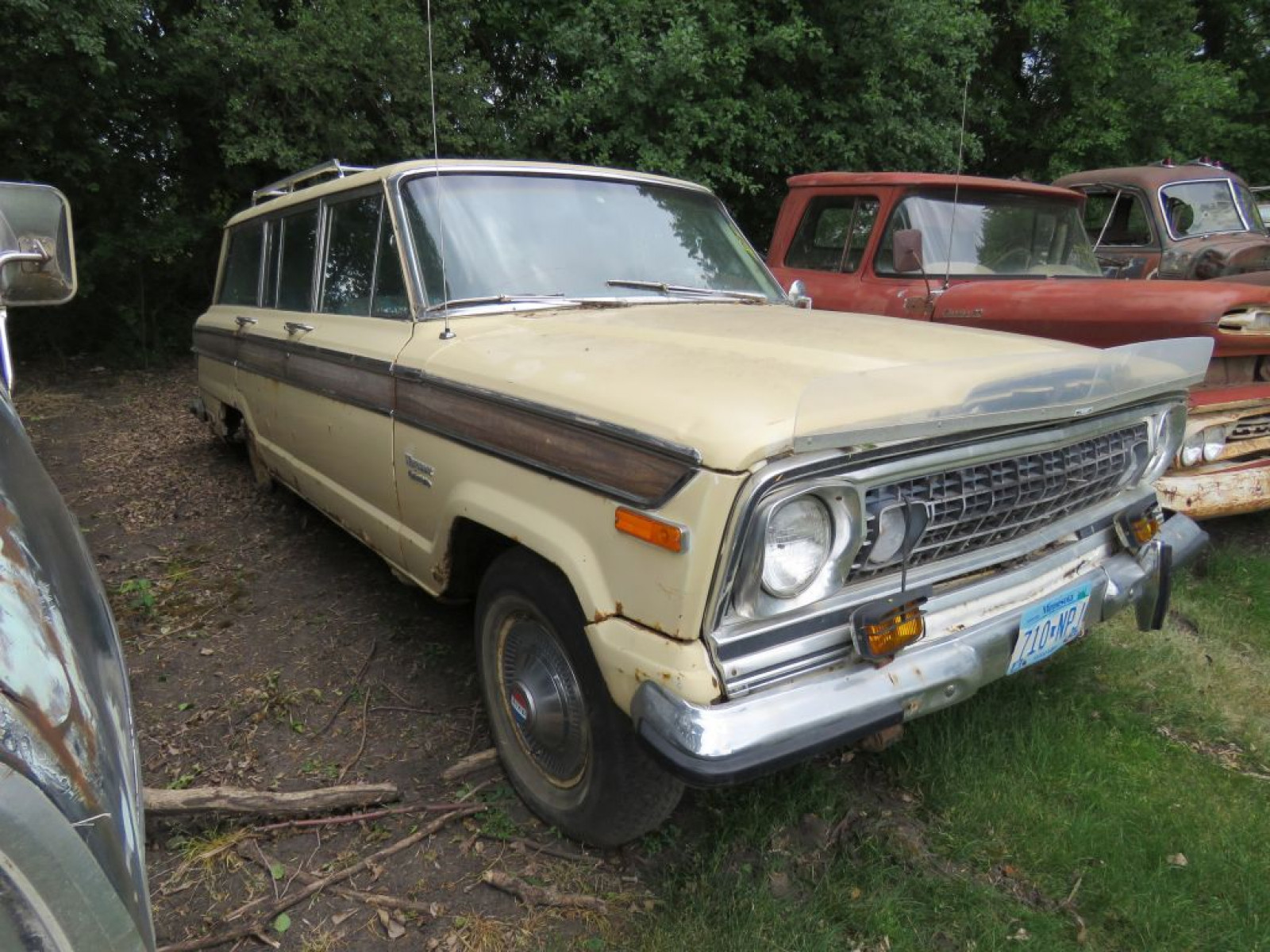 1976 Jeep Wagoneer 4dr - Image 2