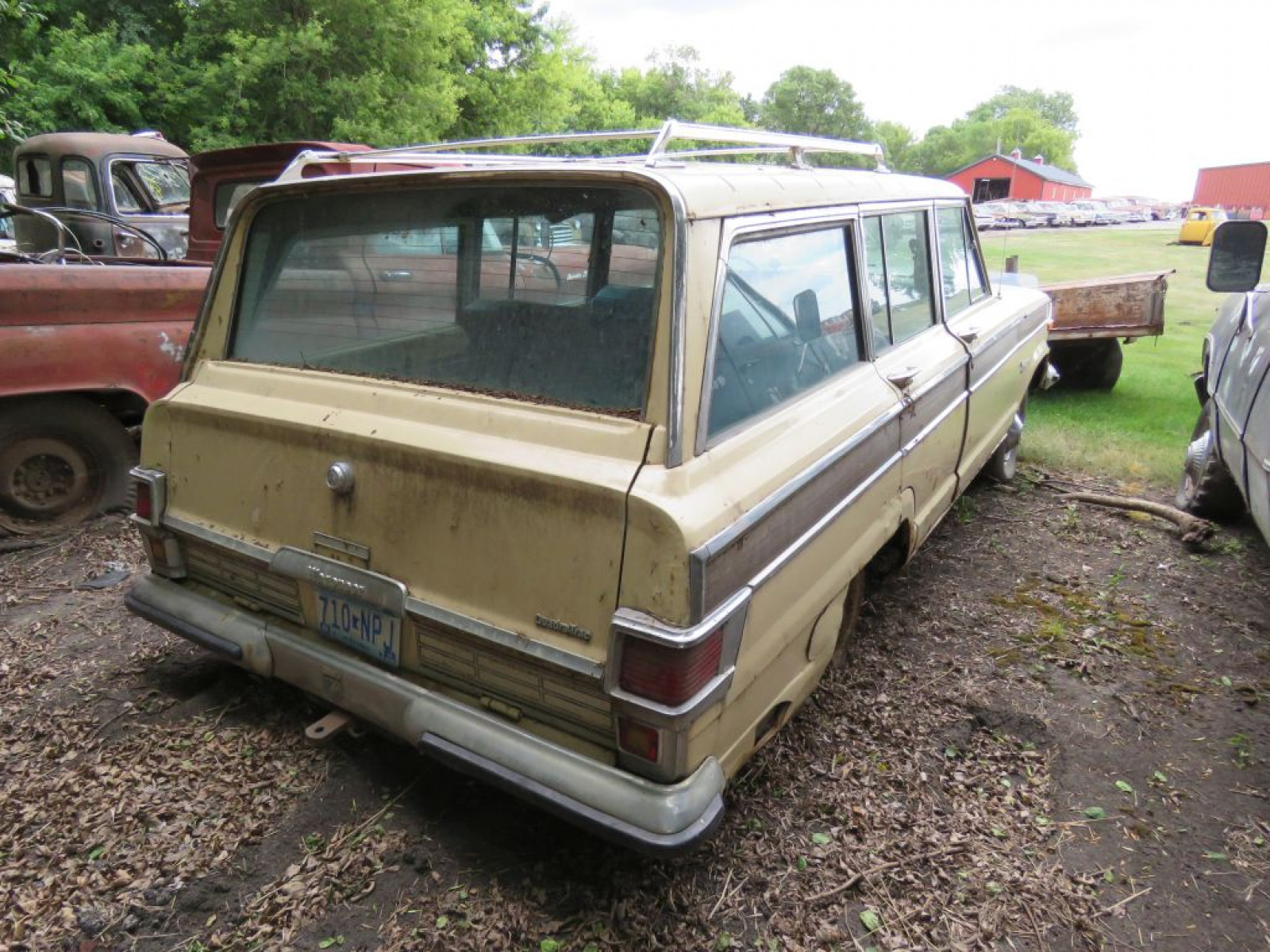 1976 Jeep Wagoneer 4dr - Image 4
