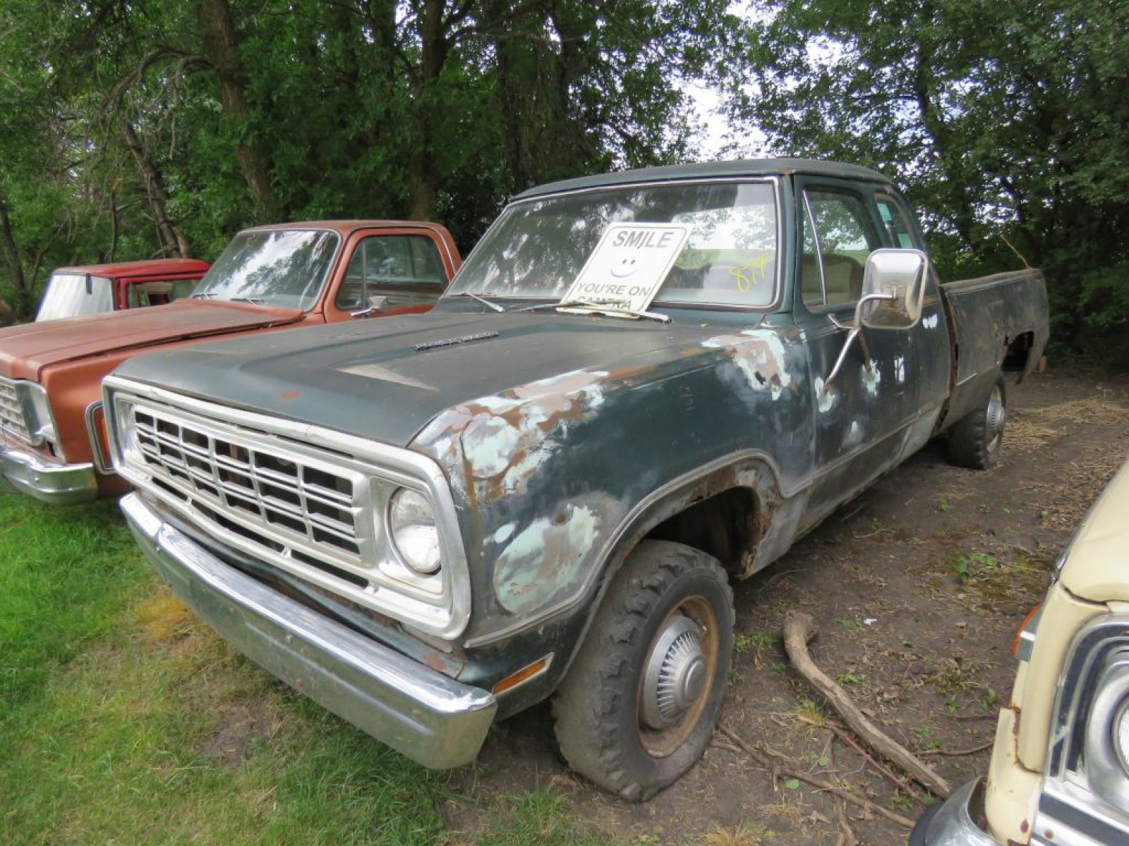 1976 Dodge Power Wagon 3/4ton 4x4 Pickup - Image 1