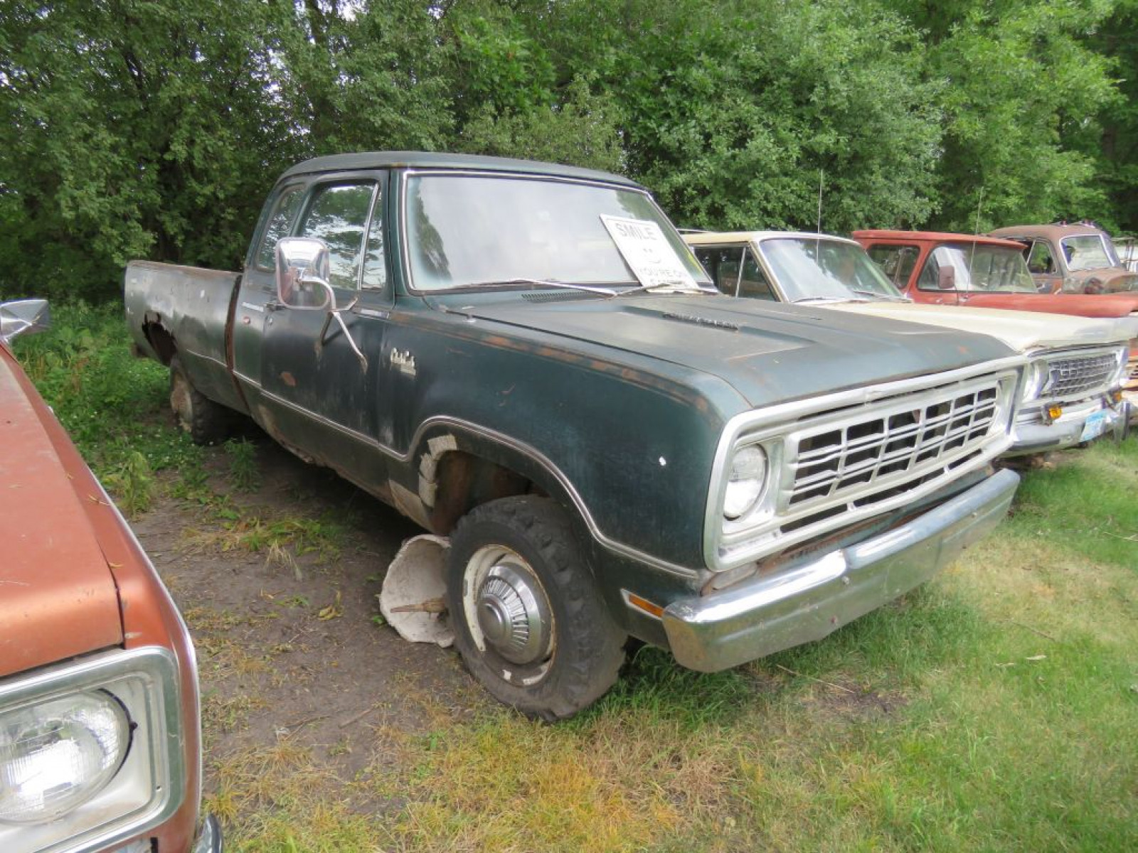 1976 Dodge Power Wagon 3/4ton 4x4 Pickup - Image 3