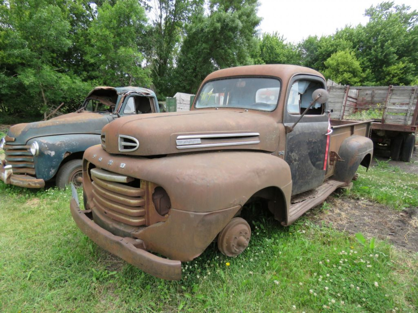 1948 Ford F2 Pickup - Image 3
