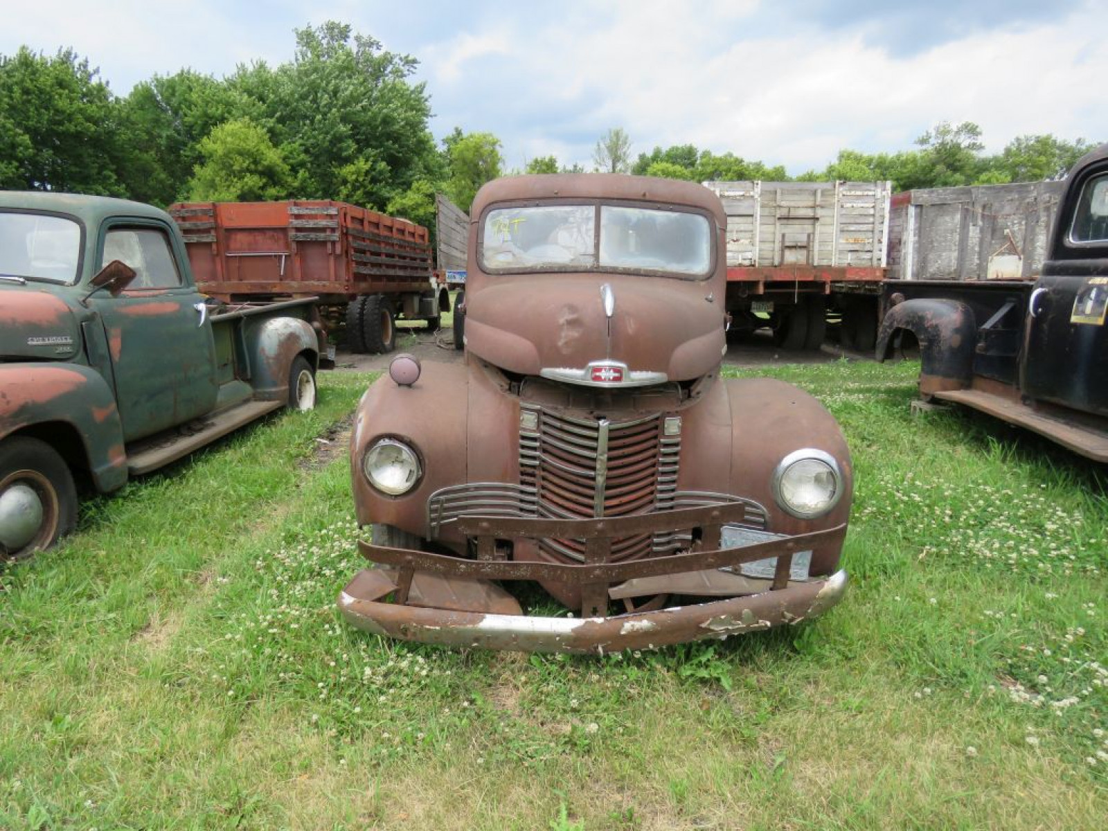 1948-9 International KB3 Pickup - Image 2