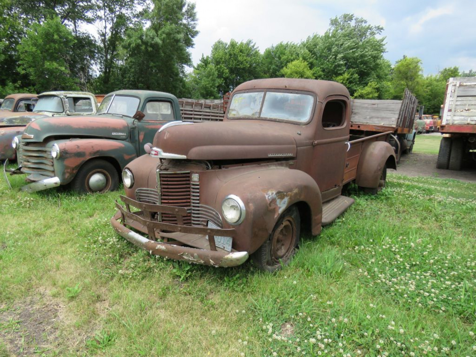 1948-9 International KB3 Pickup - Image 3