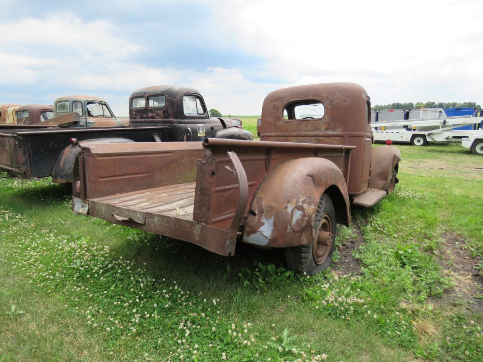 1948-9 International KB3 Pickup - Image 5