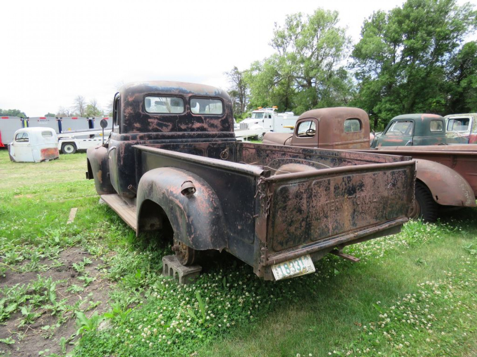 1950-1 International L-110 Pickup - Image 3