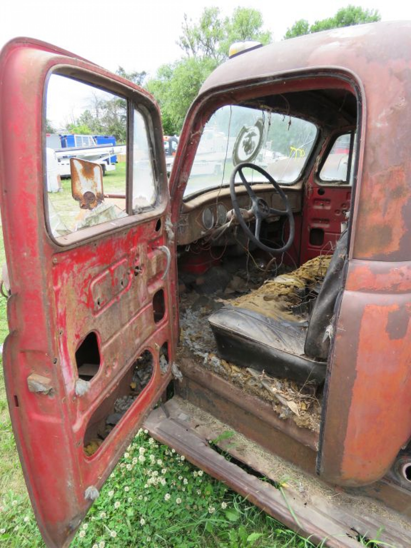 1950-52 International L-110 Pickup - Image 6
