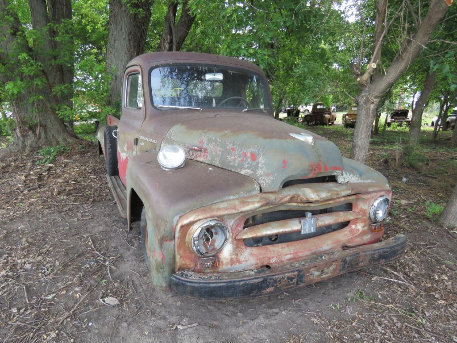 1953-55 International R110 1/2 ton Pickup - Image 1