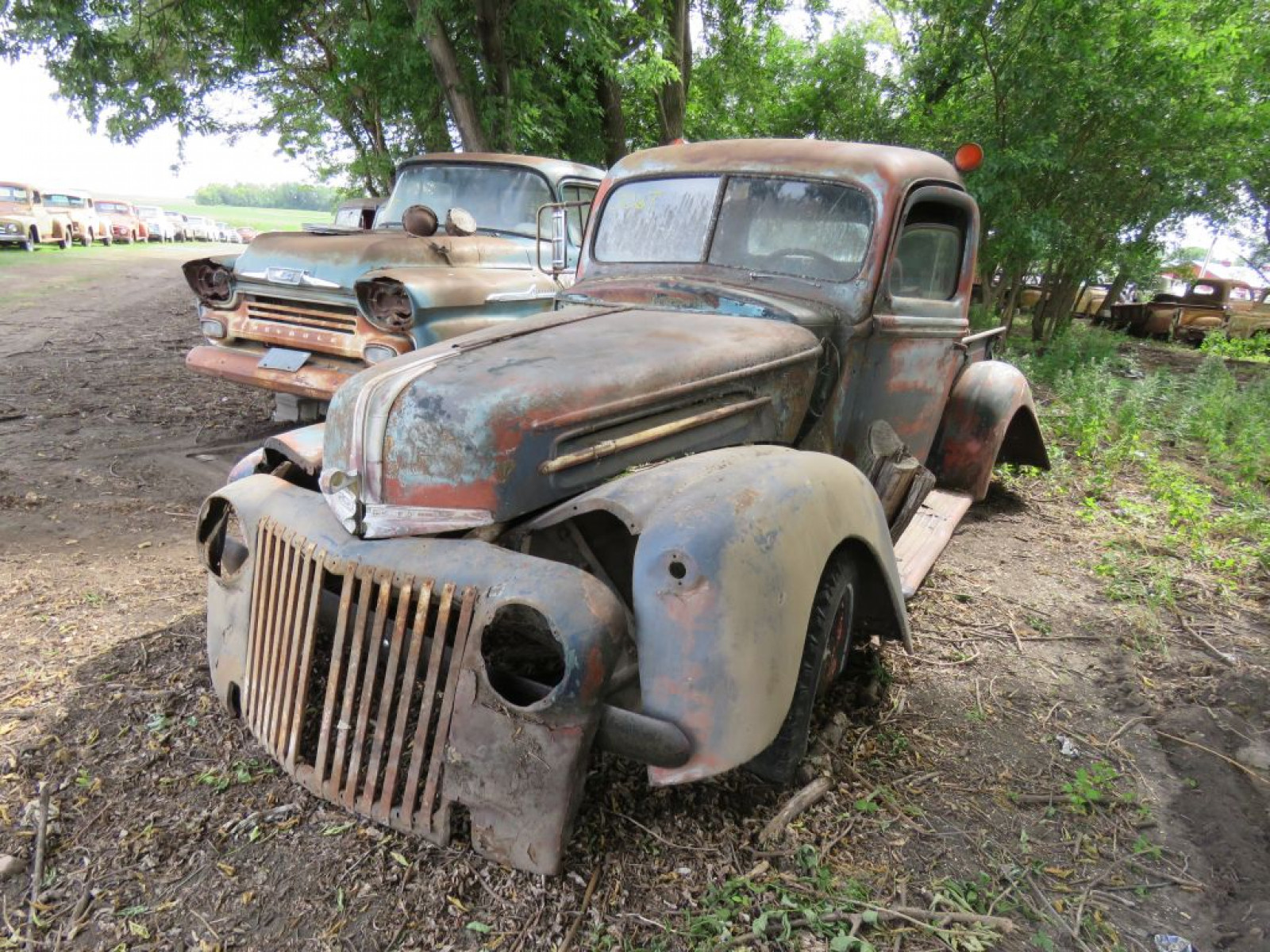 1946 Ford Pickup - Image 2