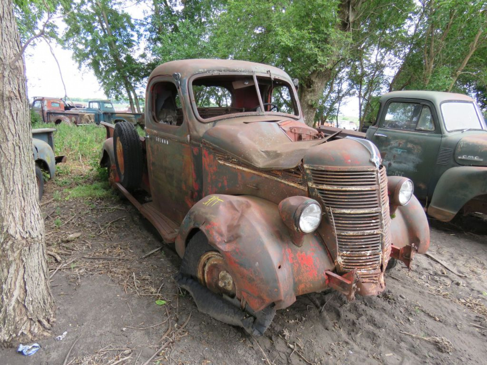 1938 International D Series 1/2 ton Pickup - Image 1