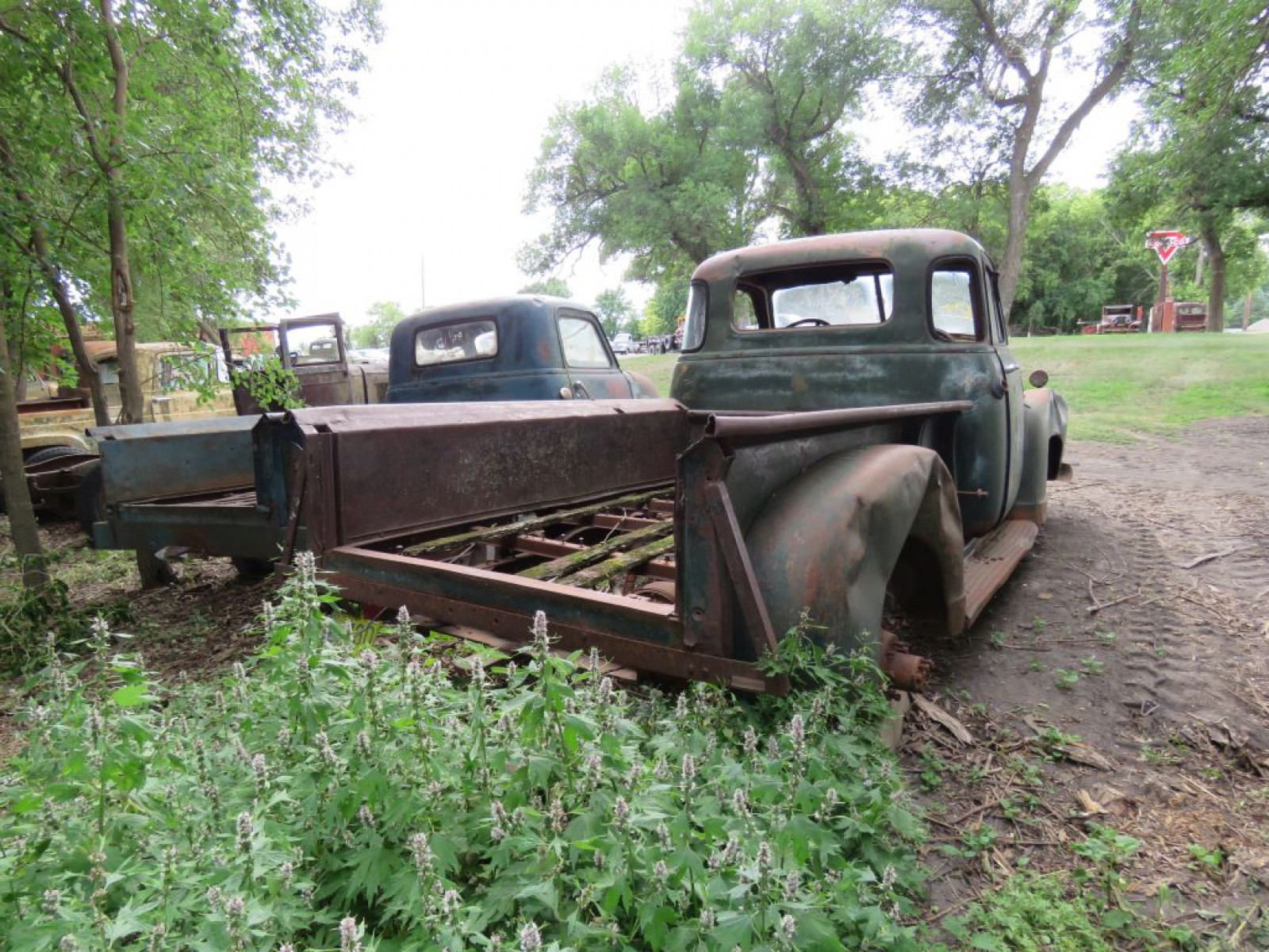 1949 GMC 1/2 ton 5 Window Cab Pickup - Image 3