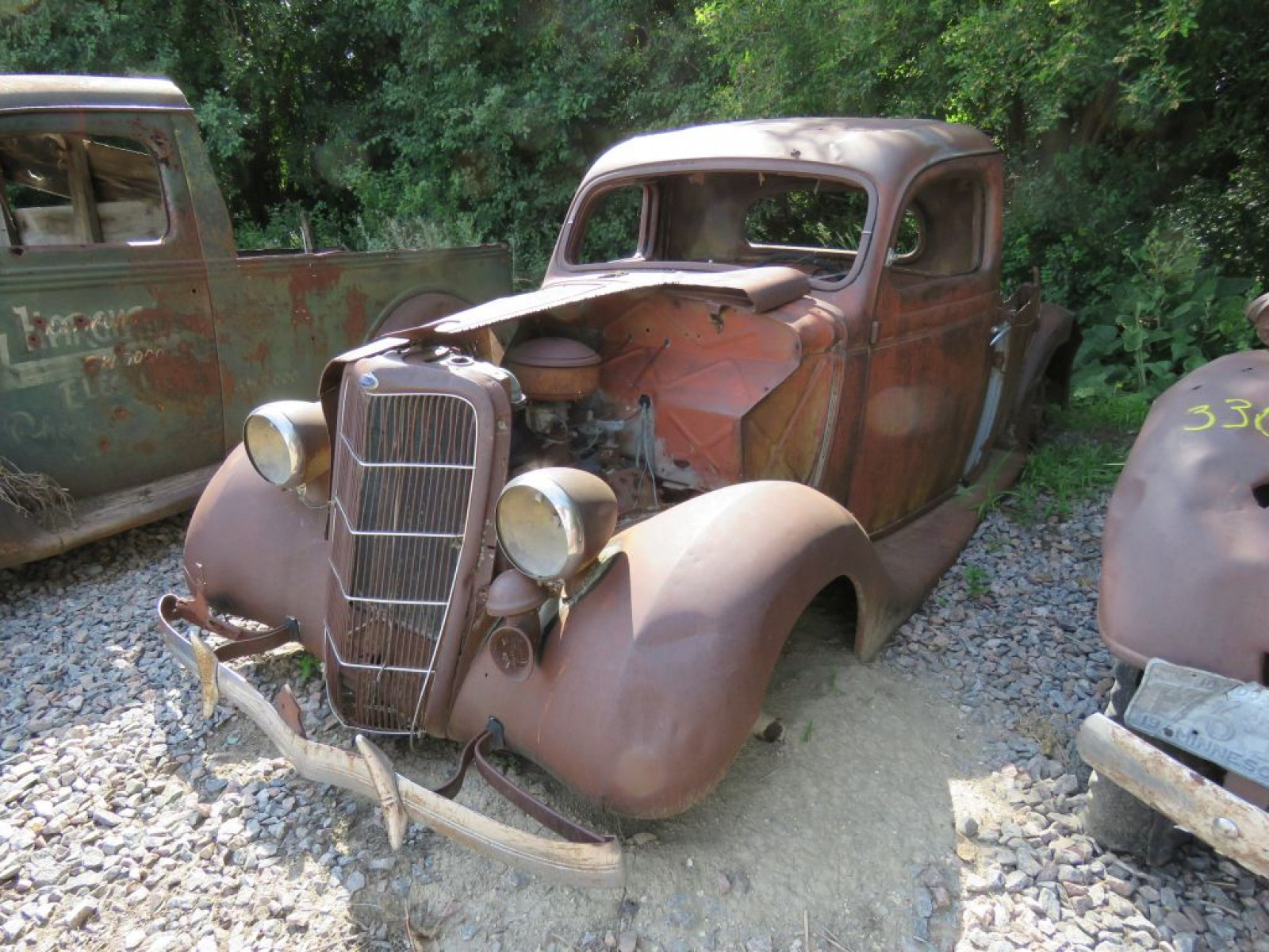 1935 Cut down Ford Sedan - Image 1