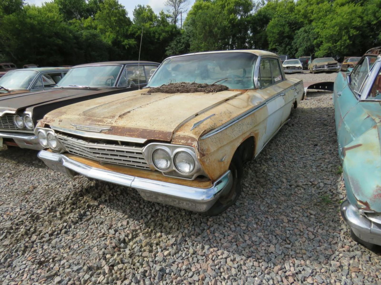 1962 Chevrolet Impala 4dr HT - Image 3