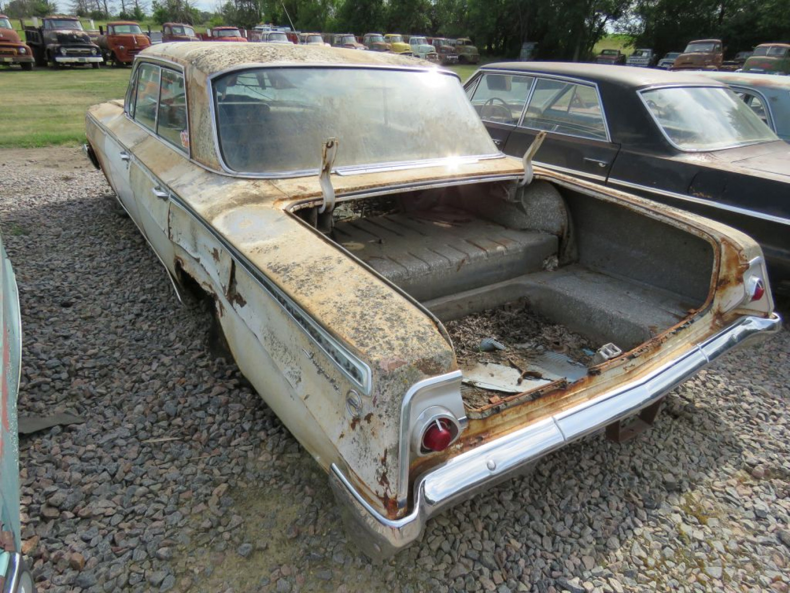 1962 Chevrolet Impala 4dr HT - Image 4