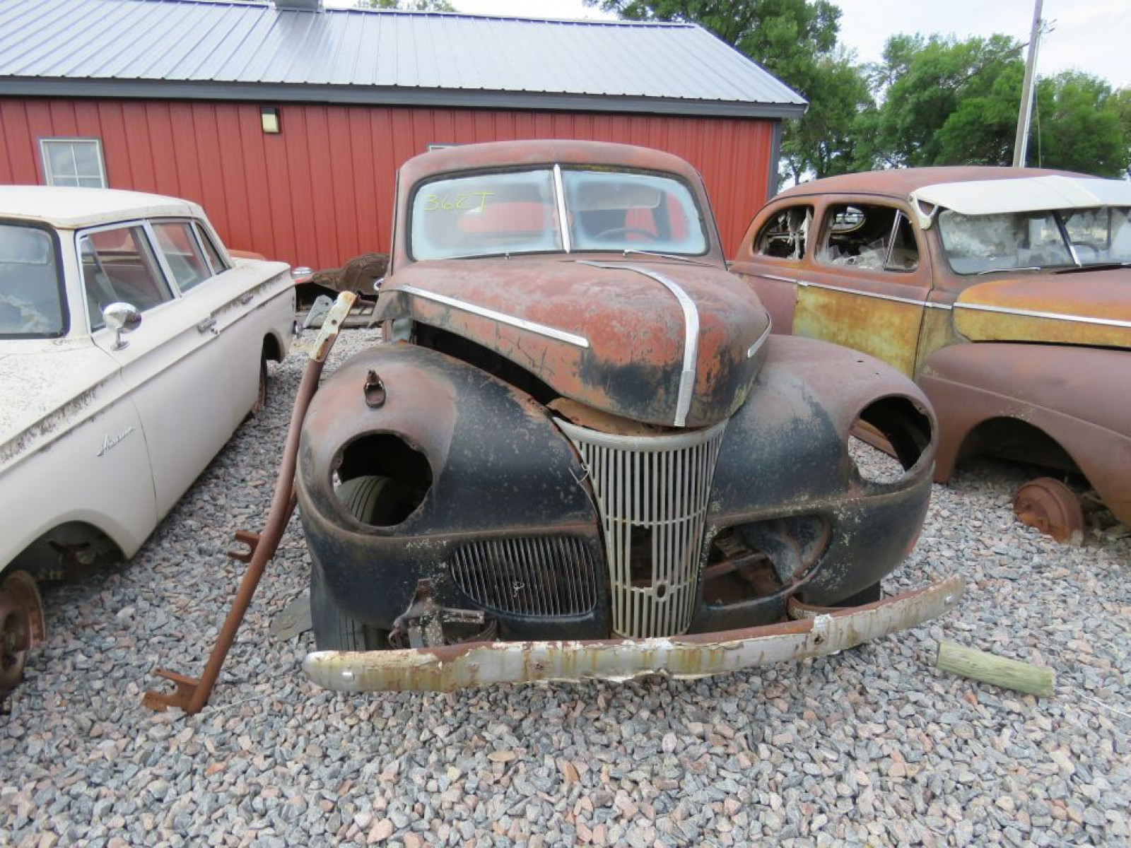 1941 Ford 2dr Sedan - Image 2