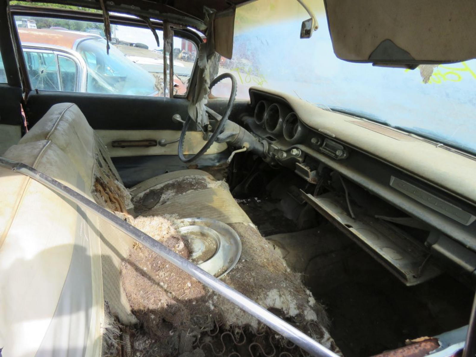 1959 Catalina 2dr Sedan - Image 4