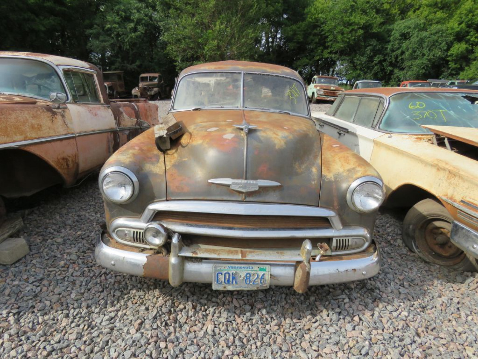 1951 Chevrolet Styleline Deluxe 2dr Sedan - Image 2