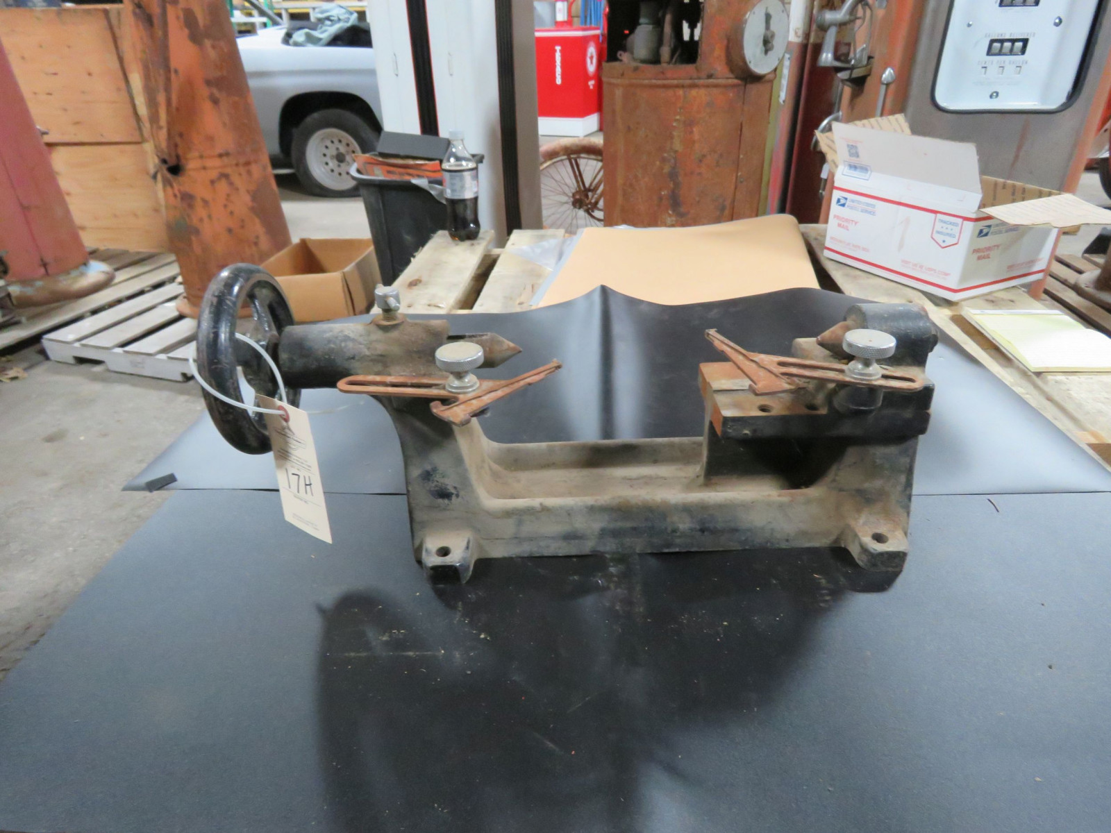 Lot 17H Harley Davidson OEM Engine flywheel Truing Stand VanderBrink